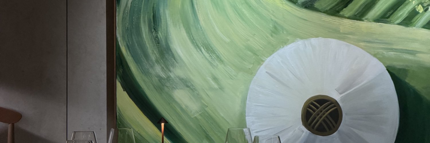 Mika banner