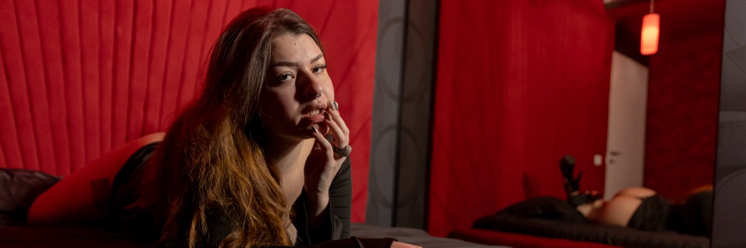 Vampiress Delilah Domina banner