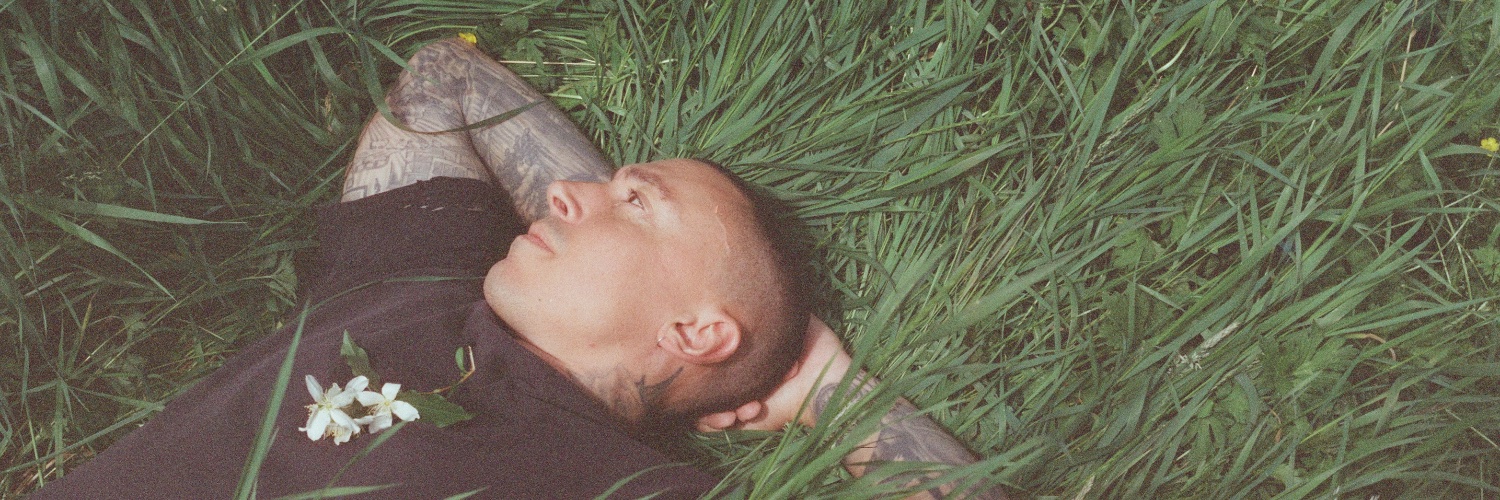 Noah Gundersen banner