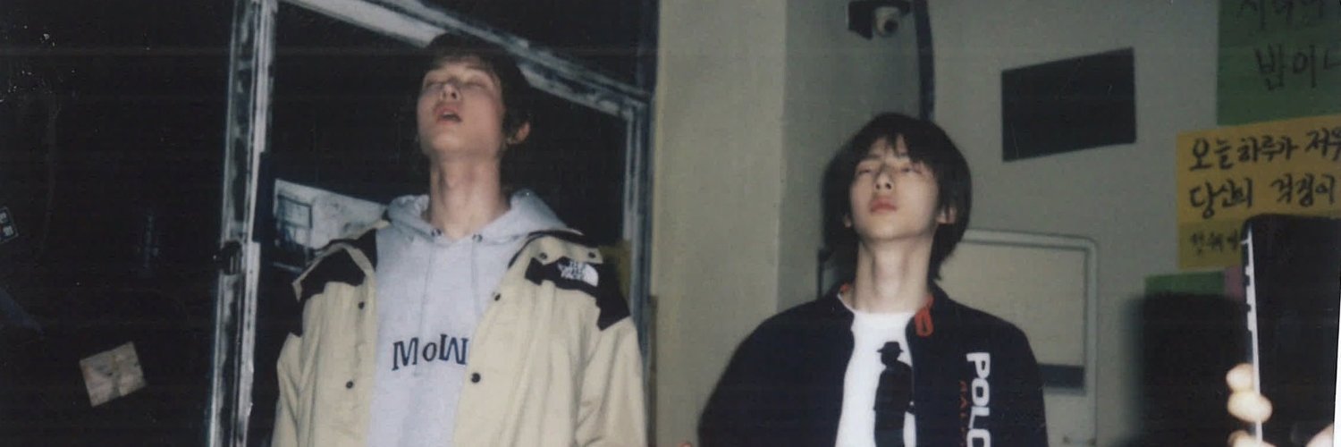 moondasho's profile banner image