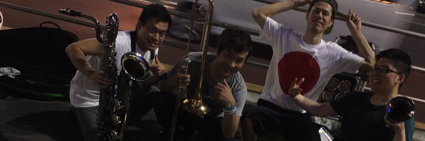 sax1027's profile banner image