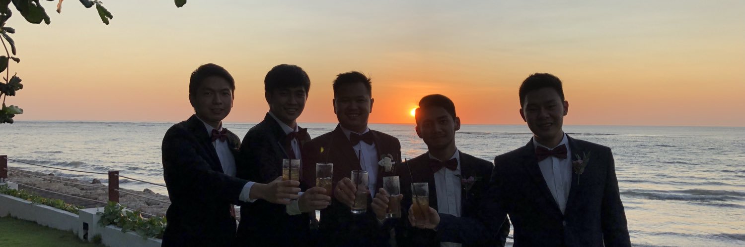 riodanovan's profile banner image