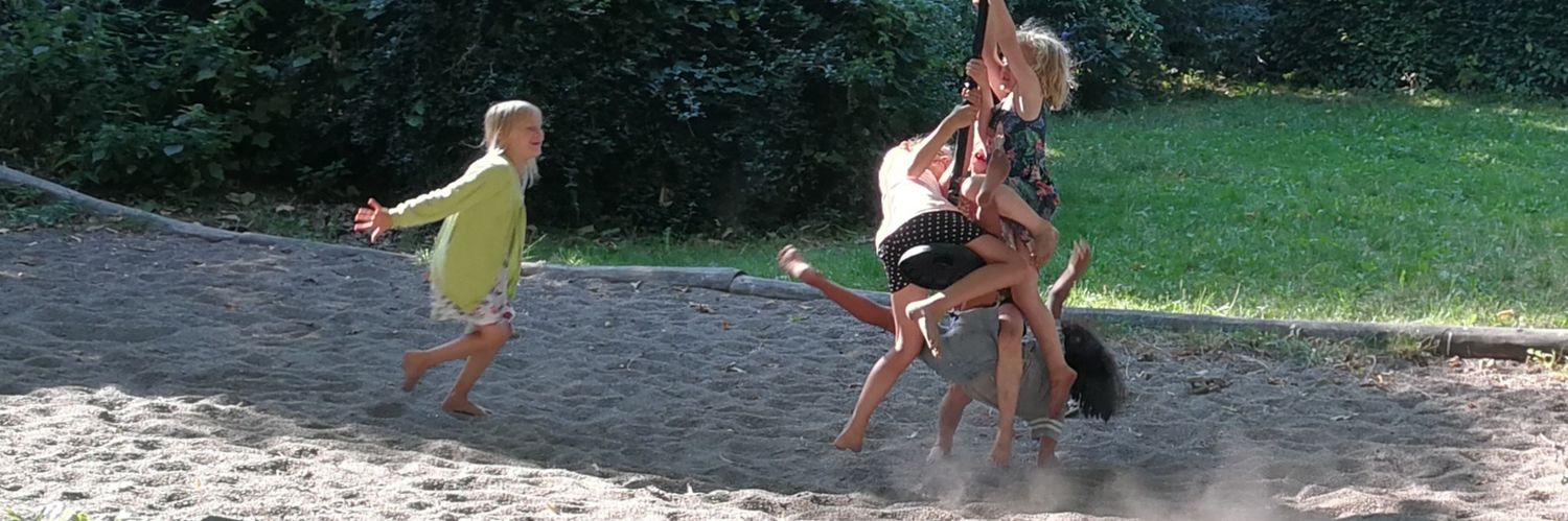 Ragglock throw stuff on the wall 🇩🇰 banner