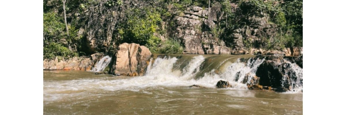 Thyna, prazer é seu banner
