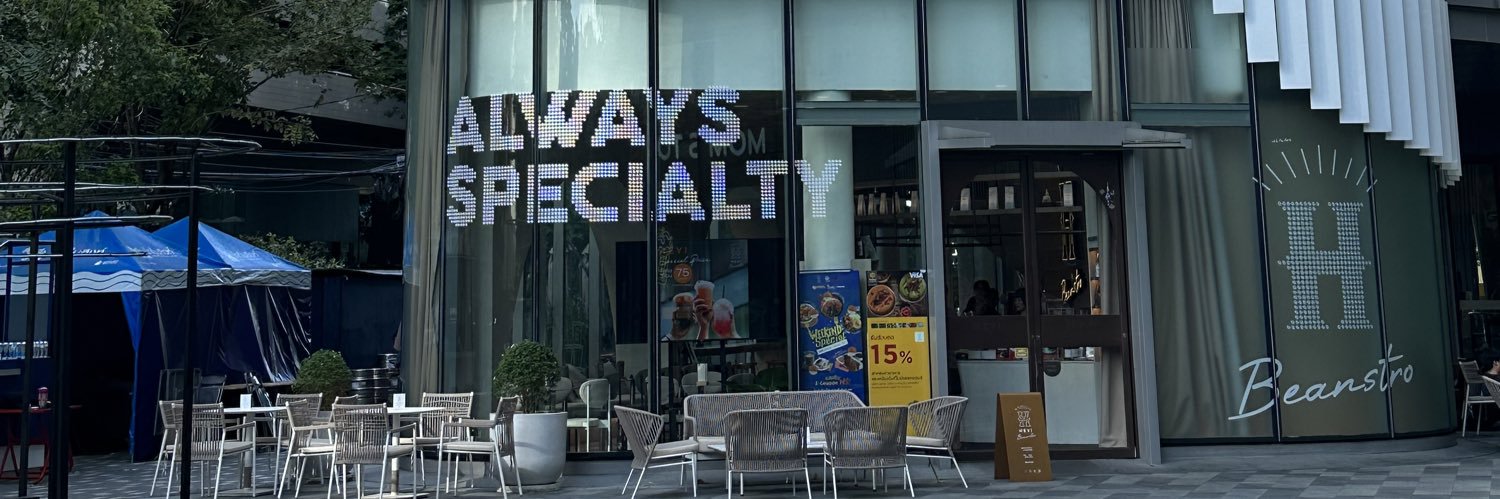ネネ banner