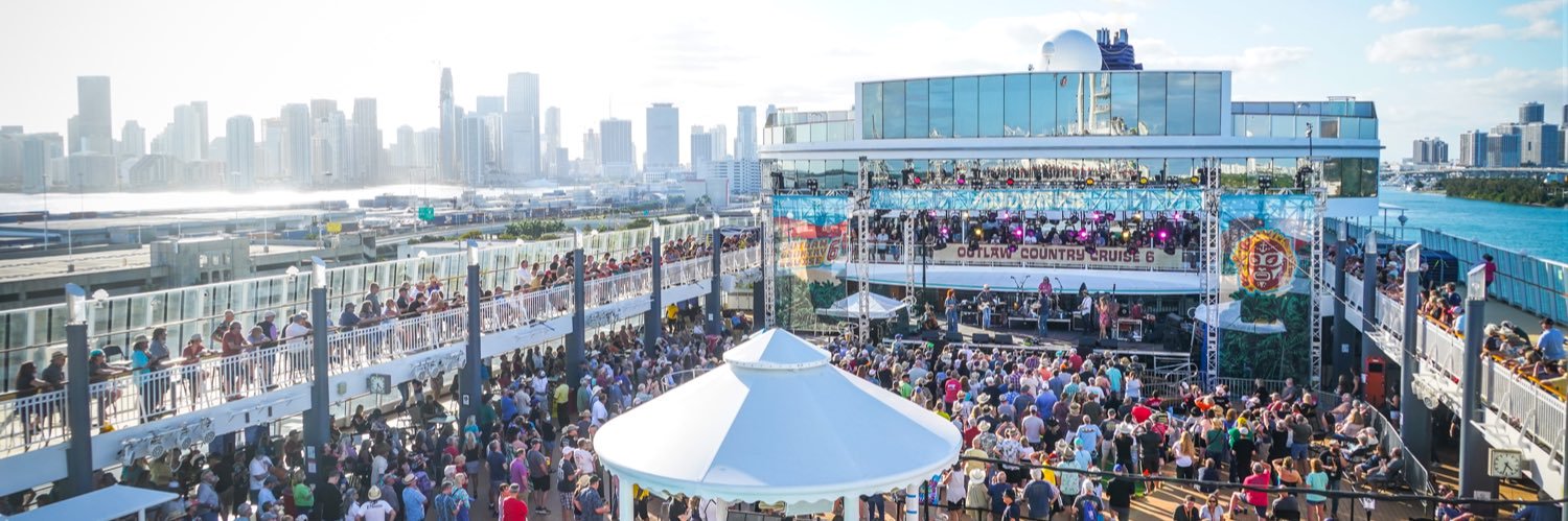 Sixthman | LIVE LOUD banner