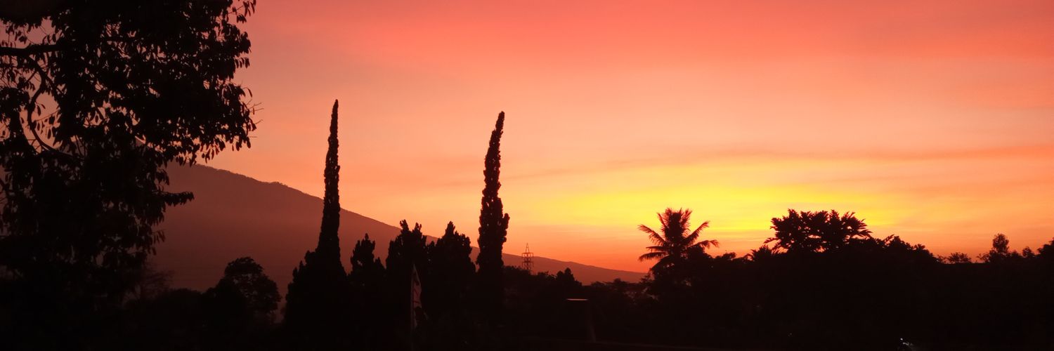 ˣʰ🦊⁸⁺¹ banner