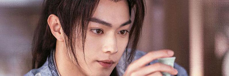 Mrs Snow 🐺 banner