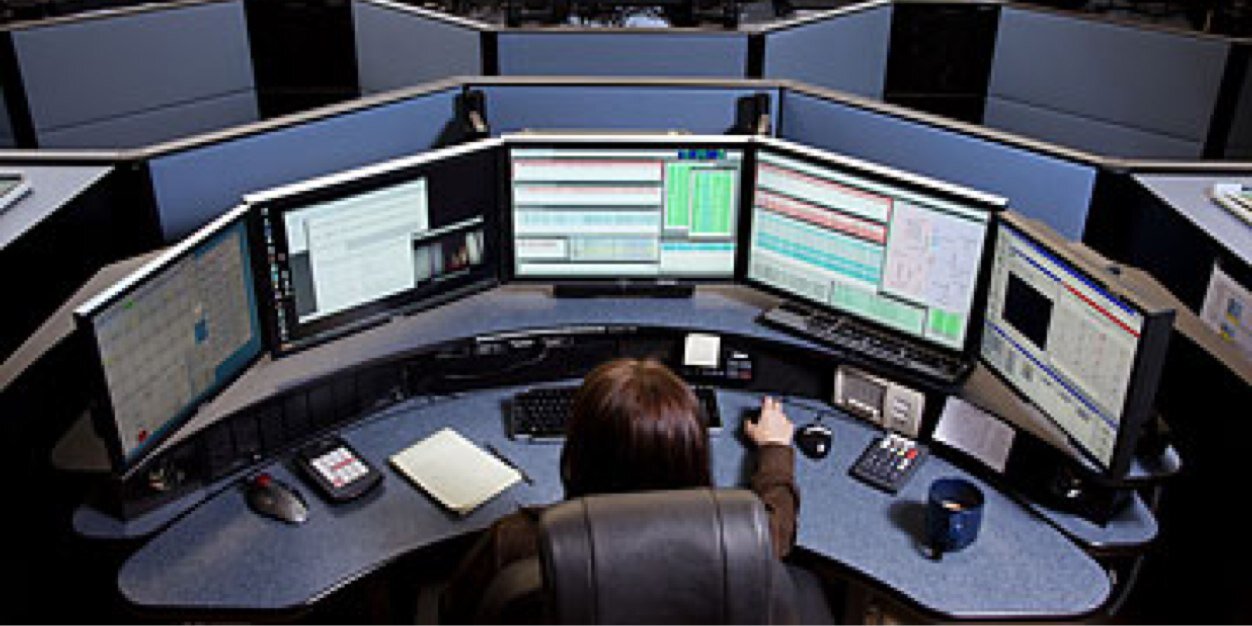 911_Operator's profile banner image
