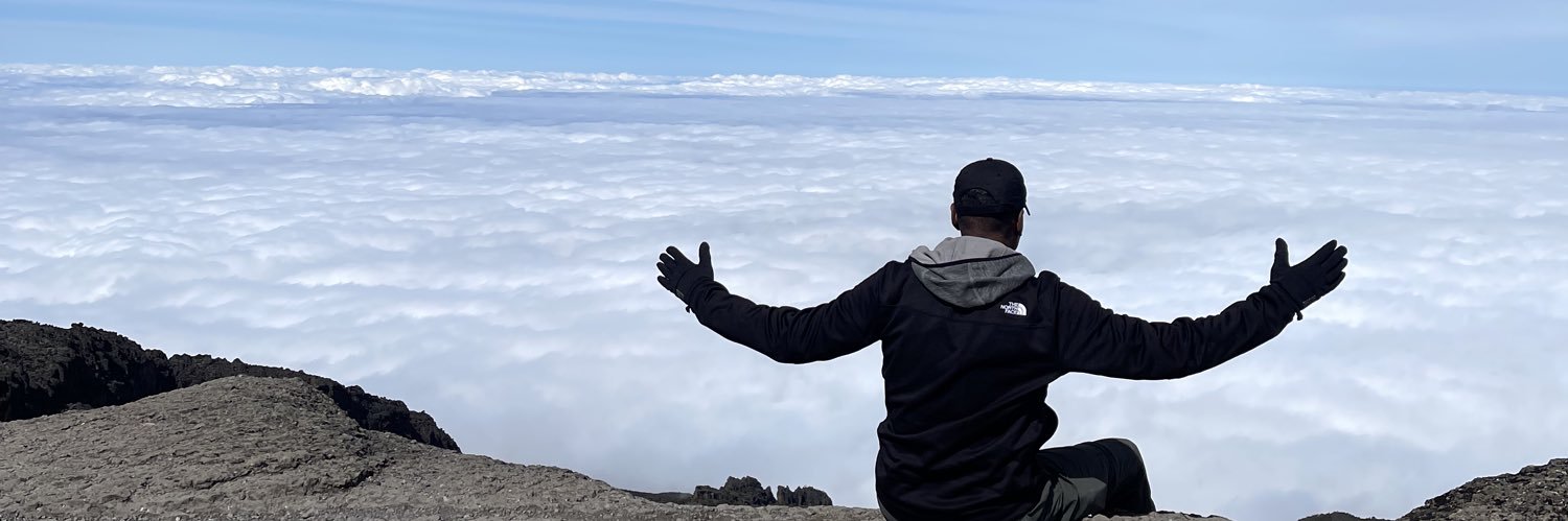 dereyckM's profile banner image