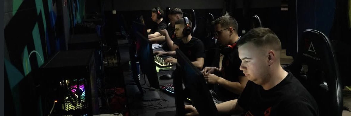 dzoks1cs's profile banner image