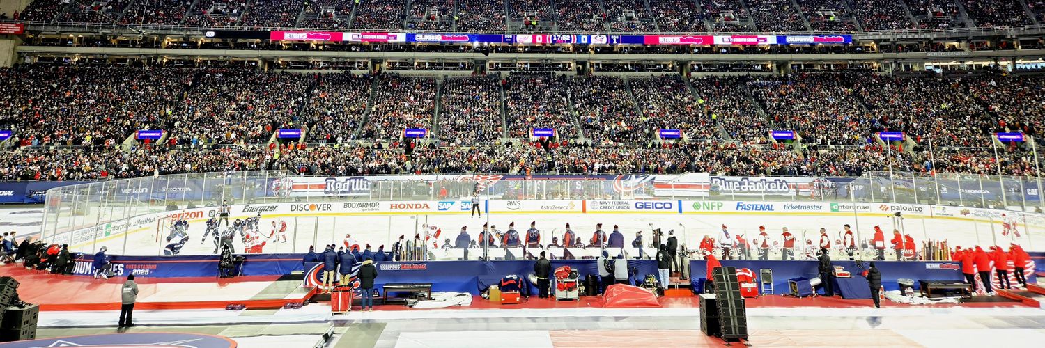 Julia 🖤💛⭐️⭐️⭐️ banner