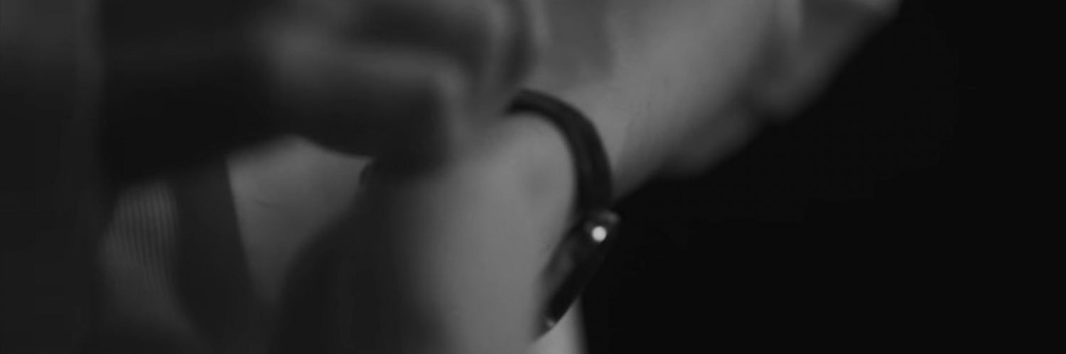 앤 banner