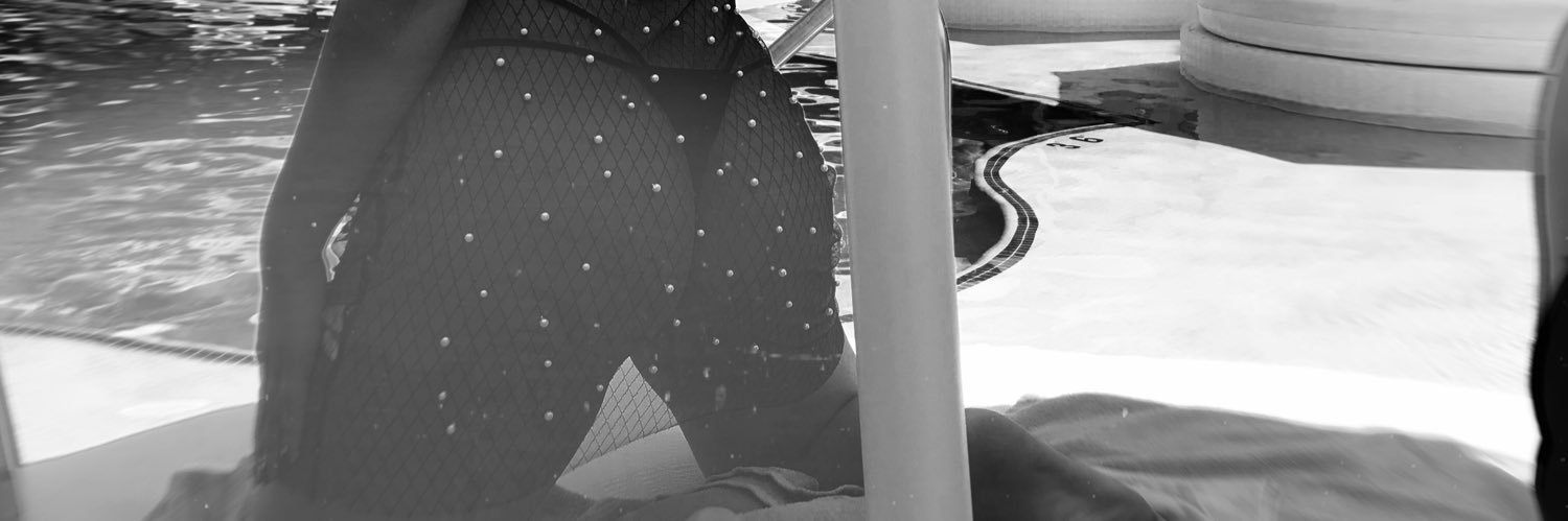 x_erickaaa's profile banner image