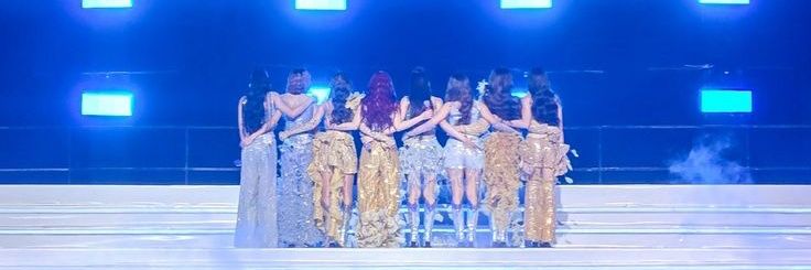 bini_icee's profile banner image