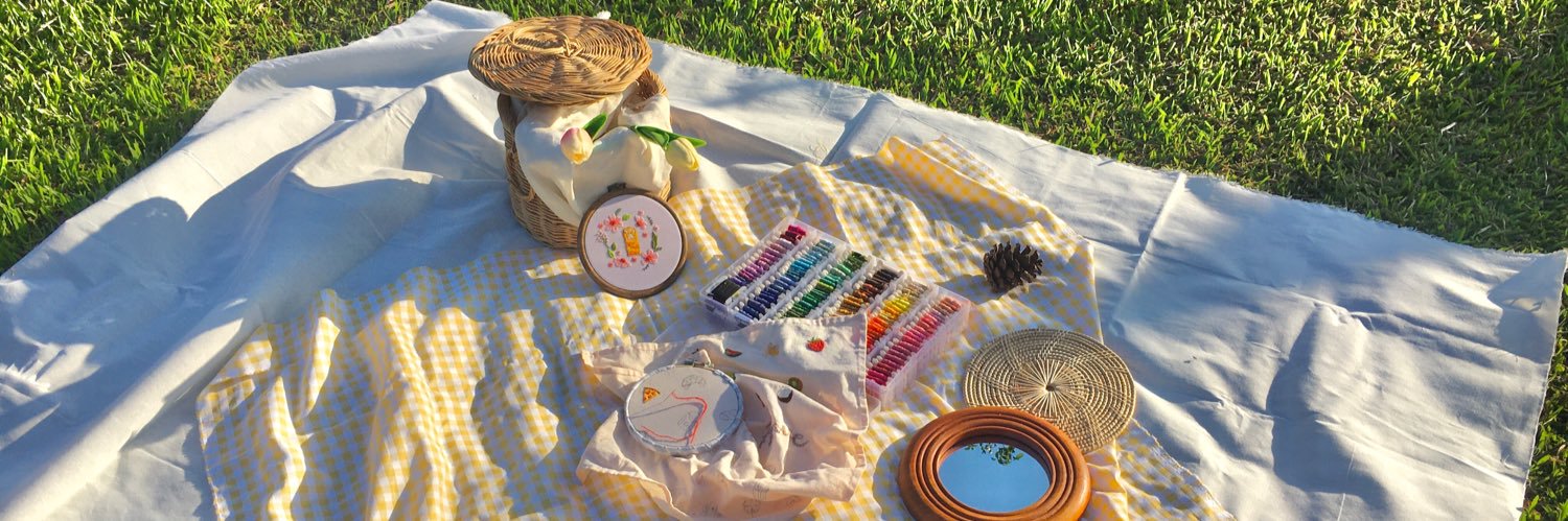 Craft House 🪄🍅Tomato person banner