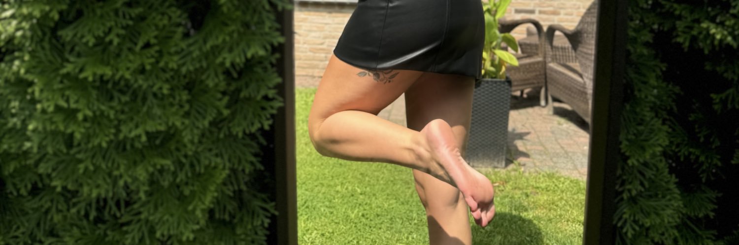 Findom Goddess 💸 banner