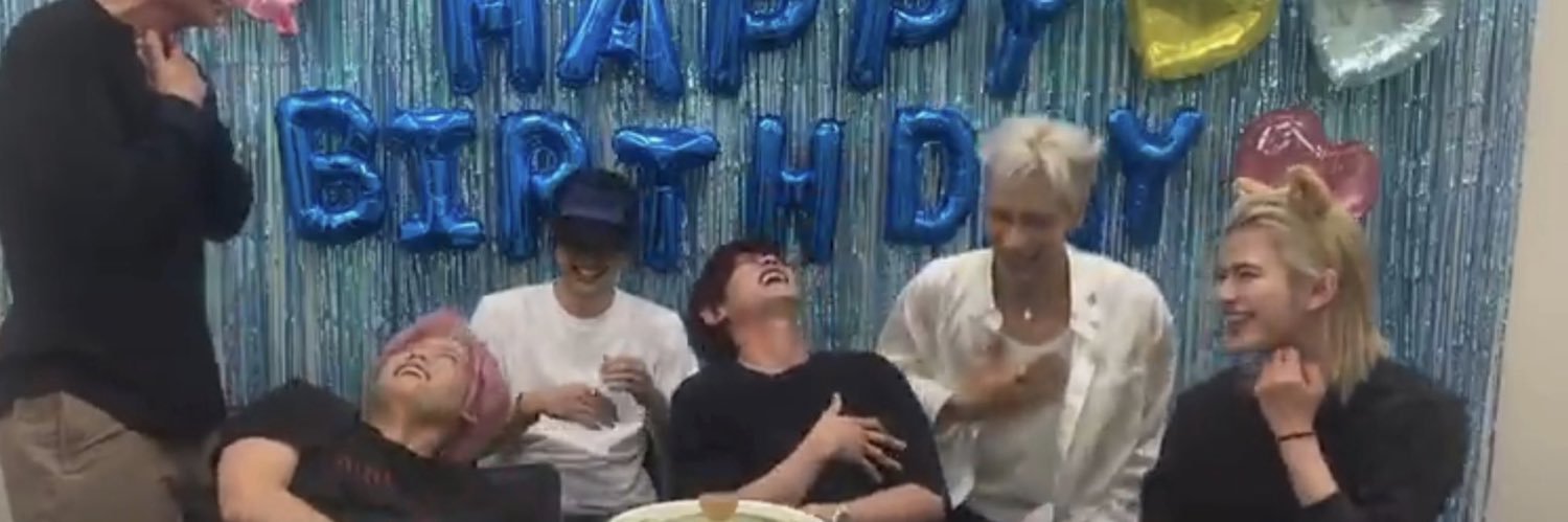 こしみずれんﾆｬﾝ🐱 banner