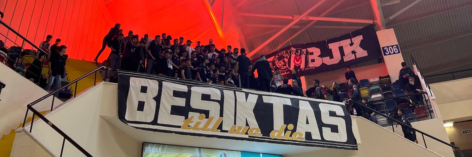 LISEBJKCREW's profile banner image