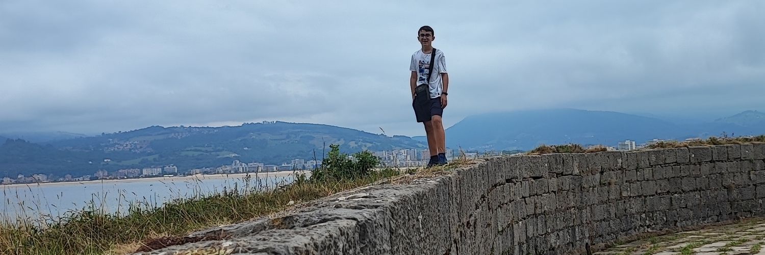 piooner's profile banner image