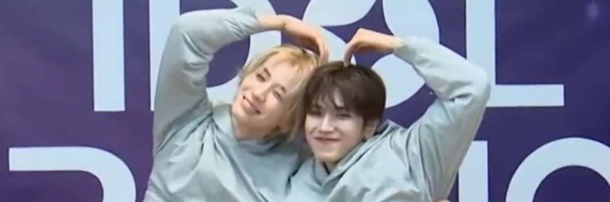 d8lmxn's profile banner image