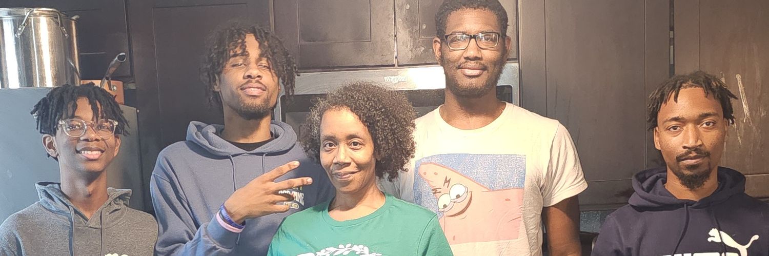 DreadzNFreckles's profile banner image