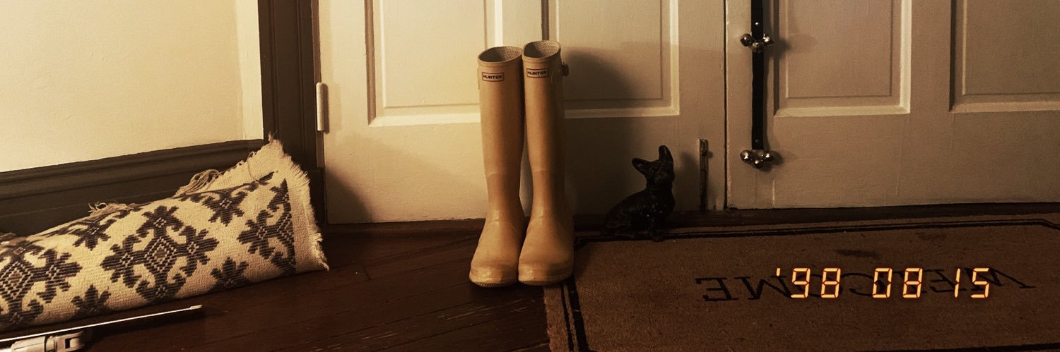 bananas_foster_'s profile banner image