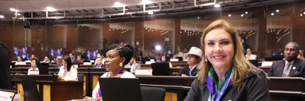 NuriaButina Profile Banner