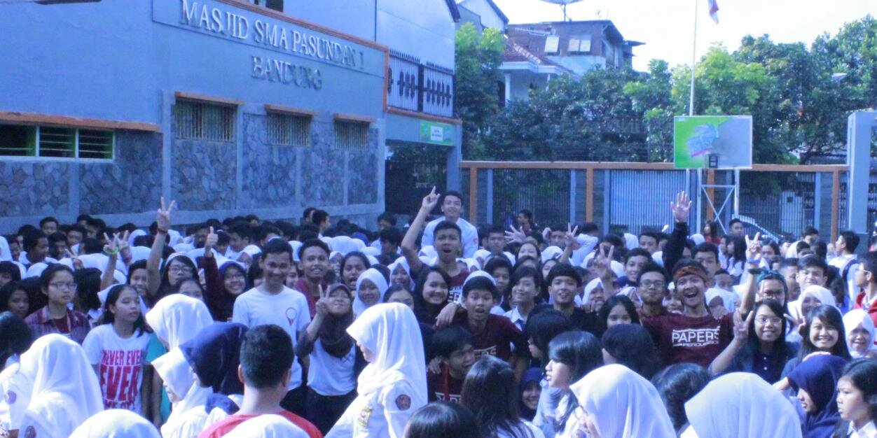 PAPERS Percussion banner