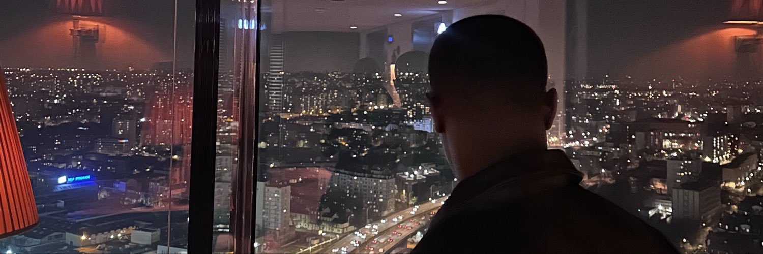 Llundx's profile banner image