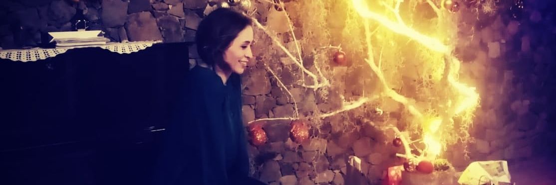 monroycarla's profile banner image