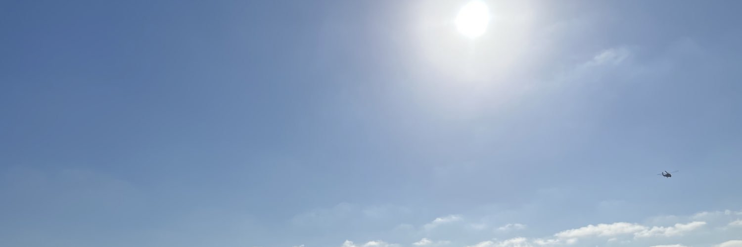daronandree's profile banner image