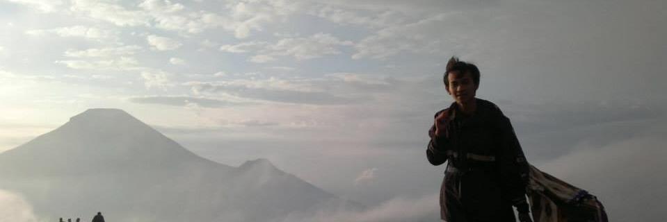 MohdAzizFikri's profile banner image