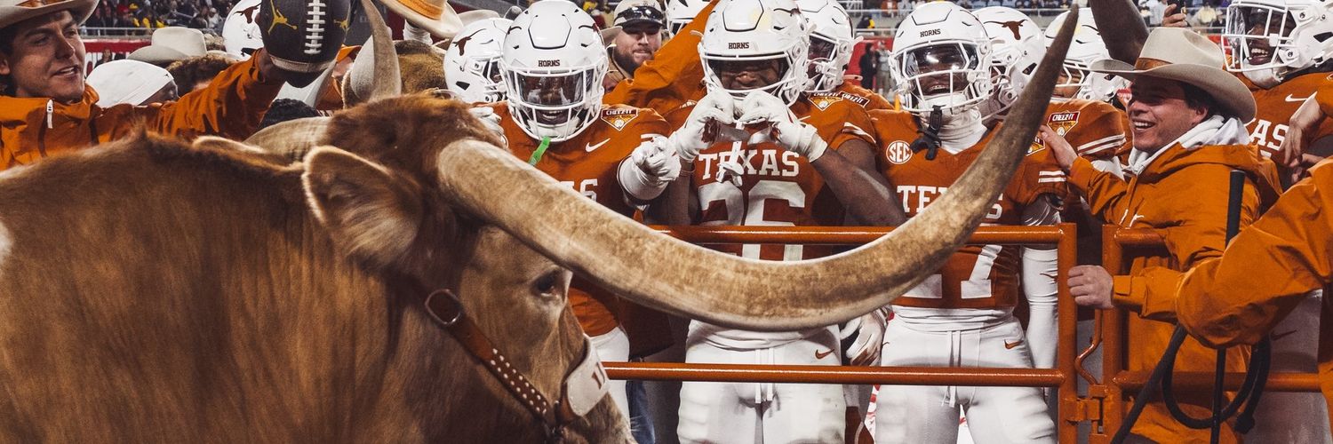 TEXAS owns 🚫U & aggys banner