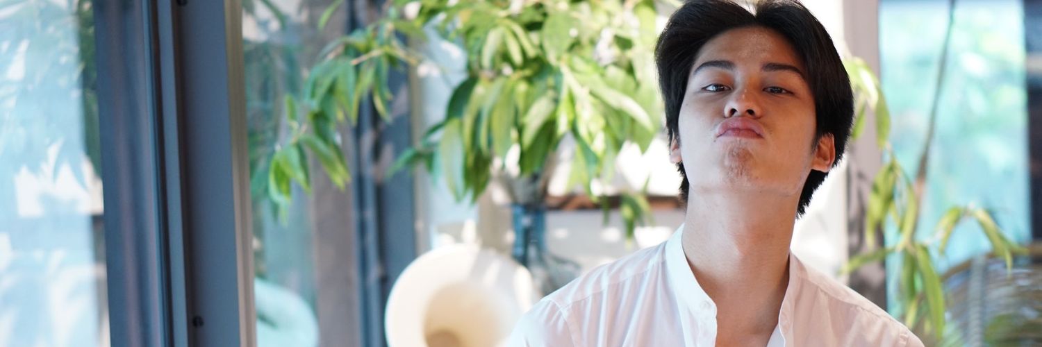 vachiravit96's profile banner image