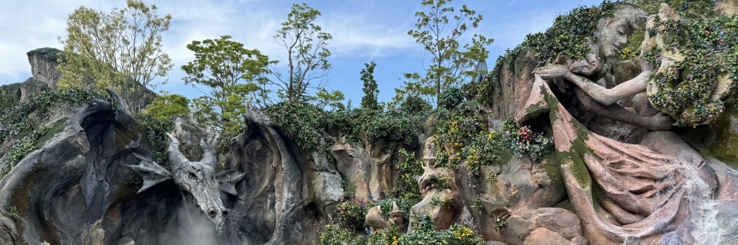 𝓜 🤍ྀི banner