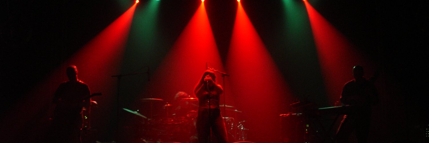 analogM's profile banner image