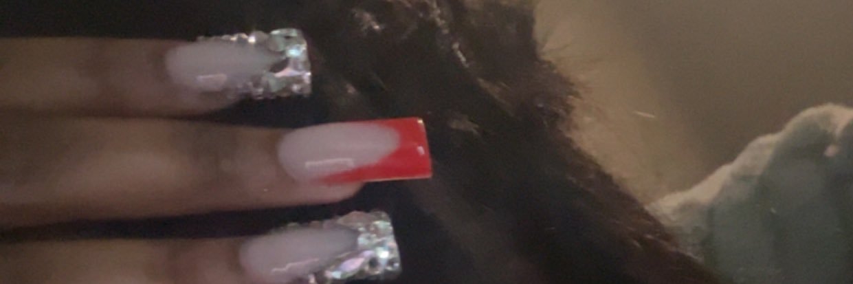 lookingforaury's profile banner image