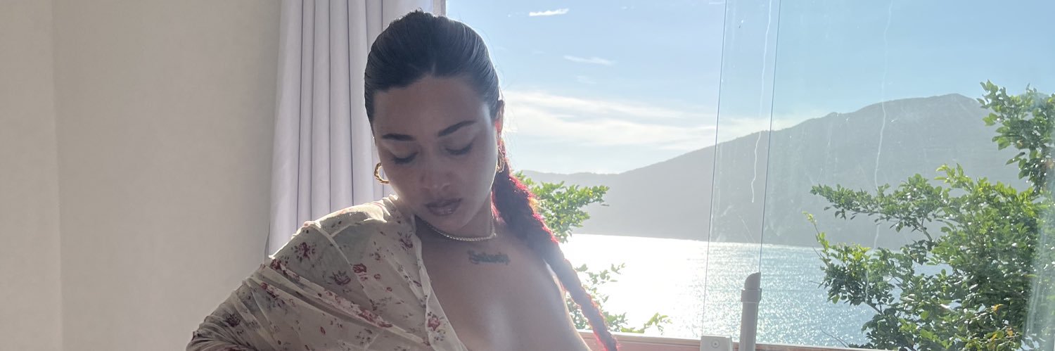 Latinlilkitten's profile banner image