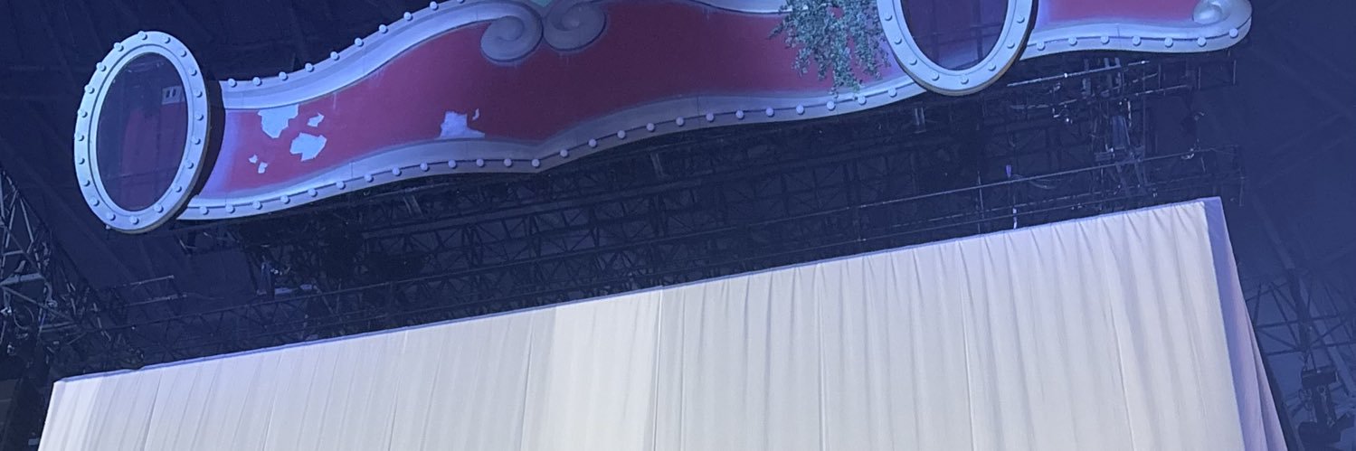yrooon7's profile banner image