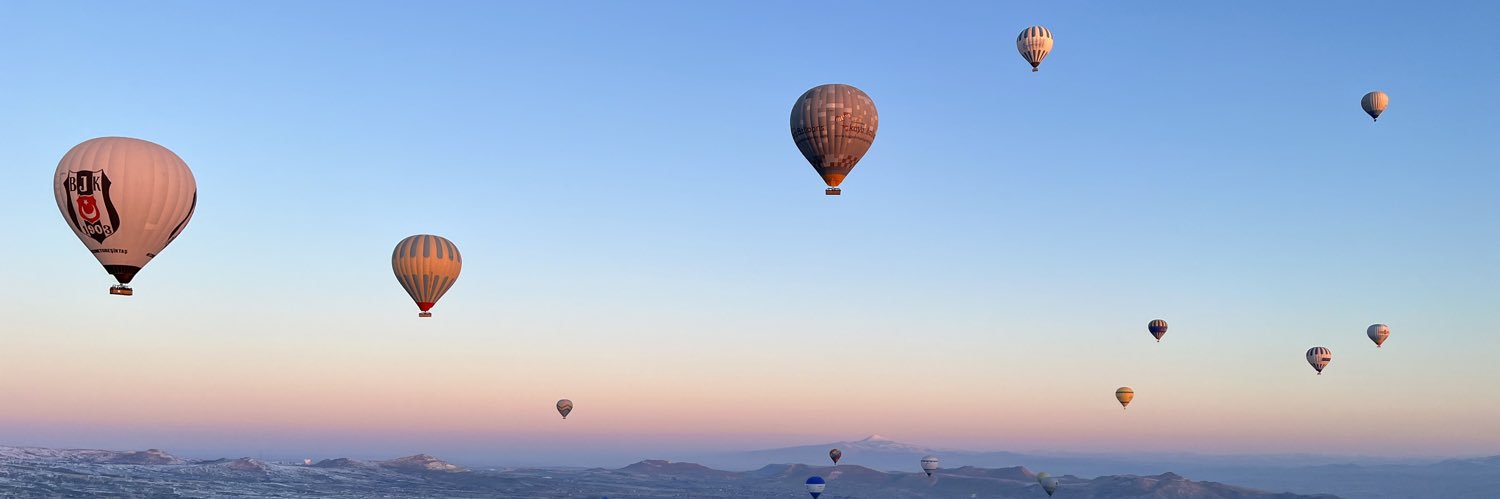 anna_oliet's profile banner image