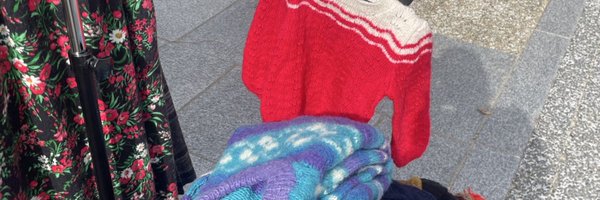 howto_hug Profile Banner