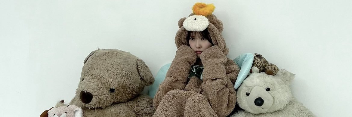 emicda's profile banner image