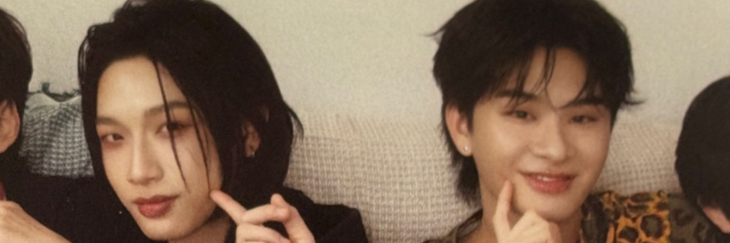 ᴹᴱᵂᴹᴱᵂ 🐯💙 banner
