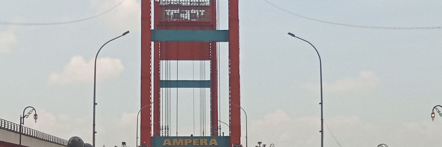 komit_men banner