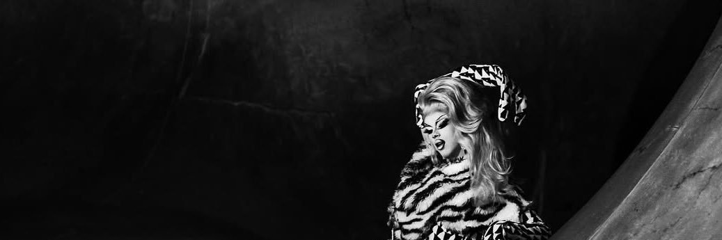 rebecca #teamlydia's banner