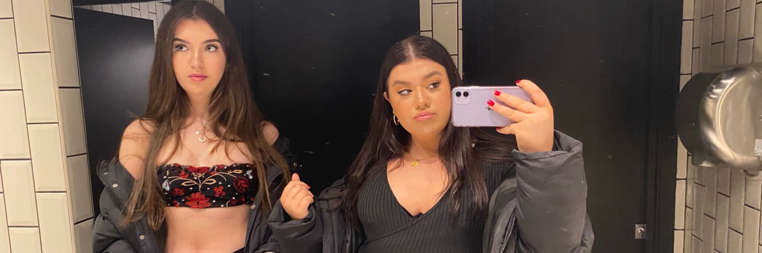 Robynleclaire's profile banner image