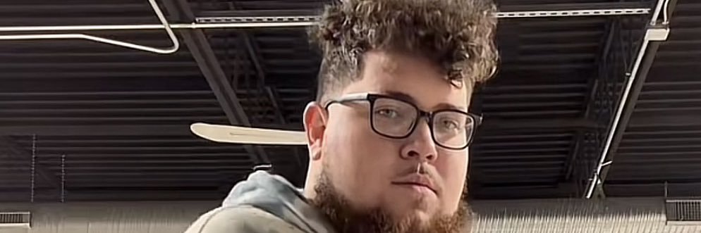 SmellyChode32 banner