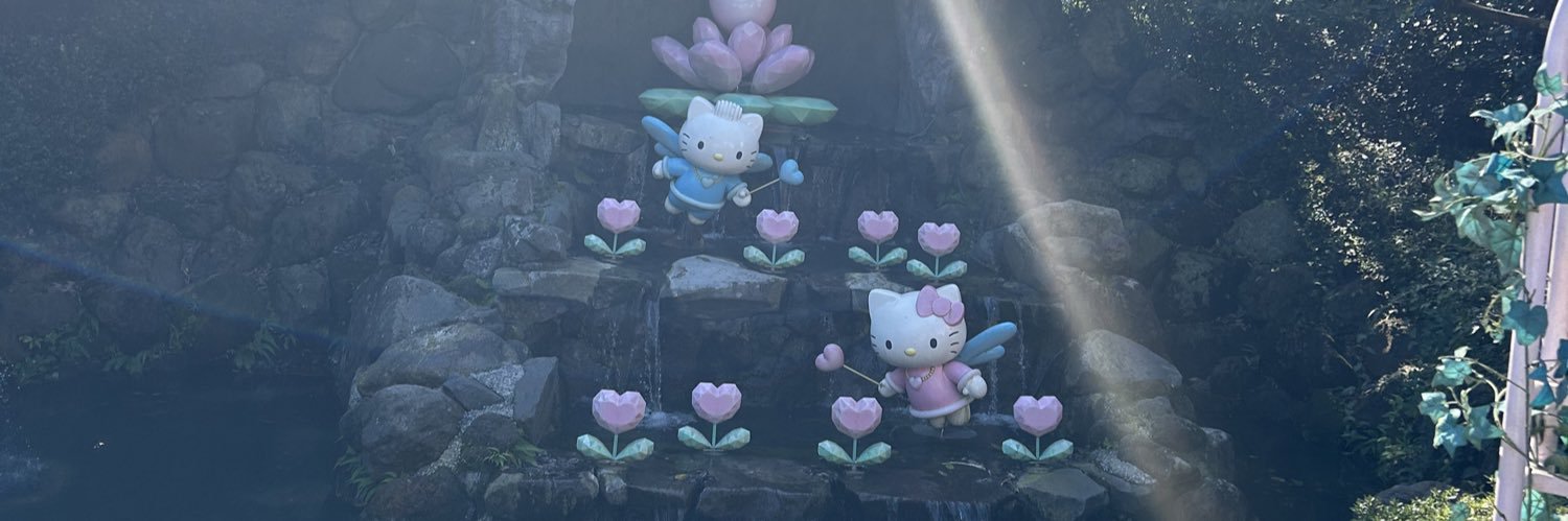 えむ banner