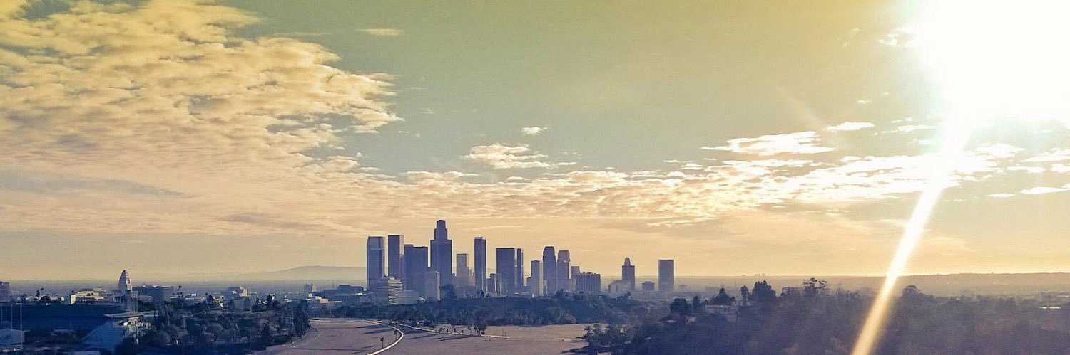 El Jefe 🇿🇼 🇺🇸 🎥 💻 📸 banner